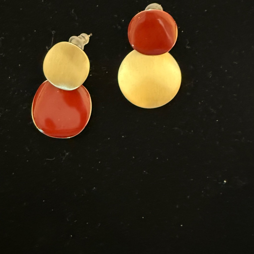 Elegant Gold and Red Earrings